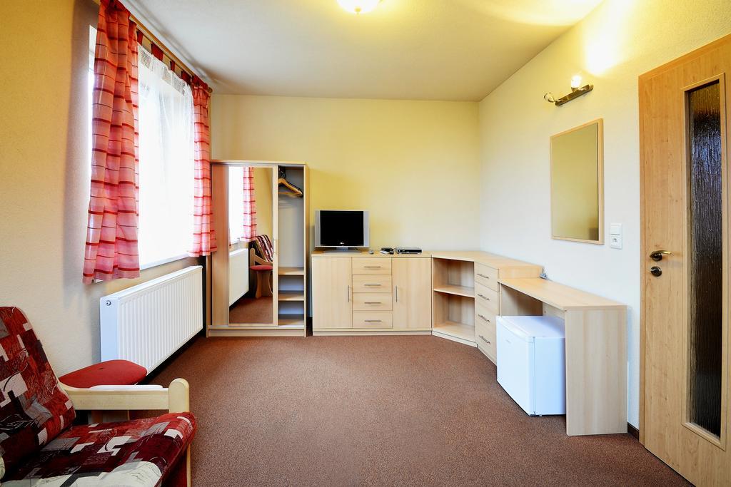 Penzion Na Pastousce Malsice Kamer foto